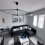 Apartment T3 Lumineux Proche Centre - 3 Etoiles, Clim - Fr-1-503-136 Balaruc-les-Bains